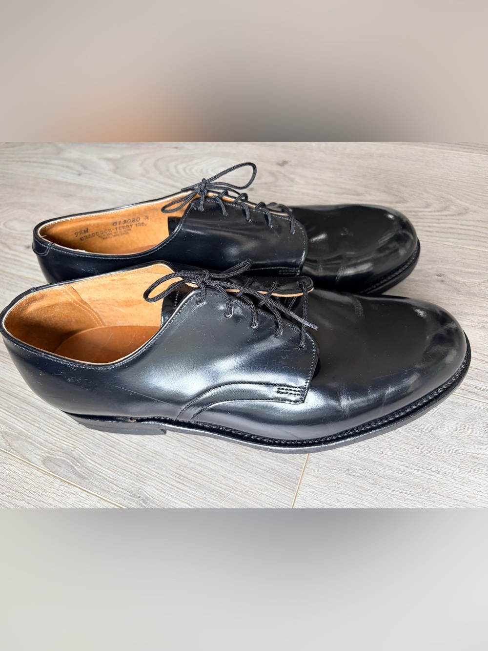 Vintage Craddock Terry Shoes
Mens Military Dress Oxford 1992
High Gloss Black.